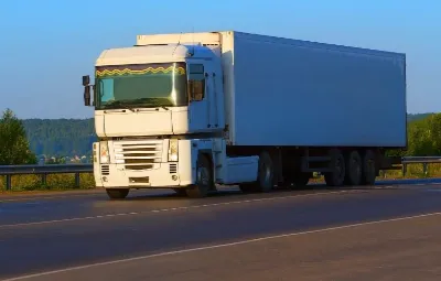 İzmir ile Bahçelievler Arası Öğrenci Eşyası Taşıma